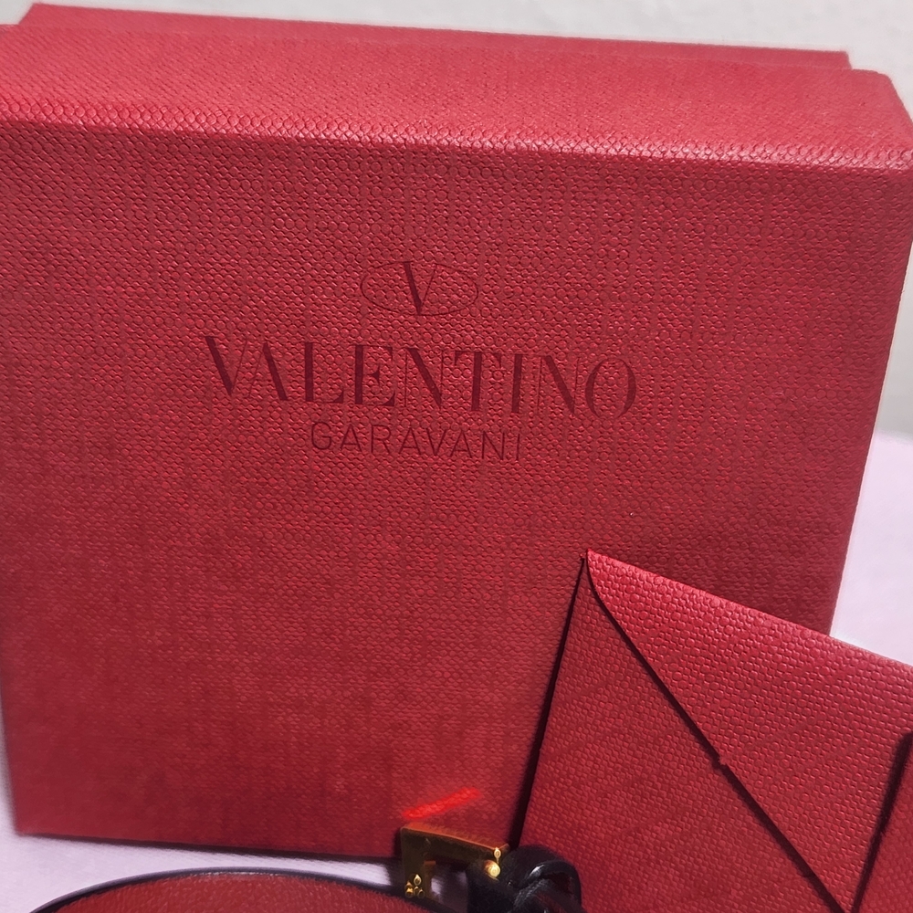 #136 Valentino Double Wrap Bracelet - Picture 5 of 11